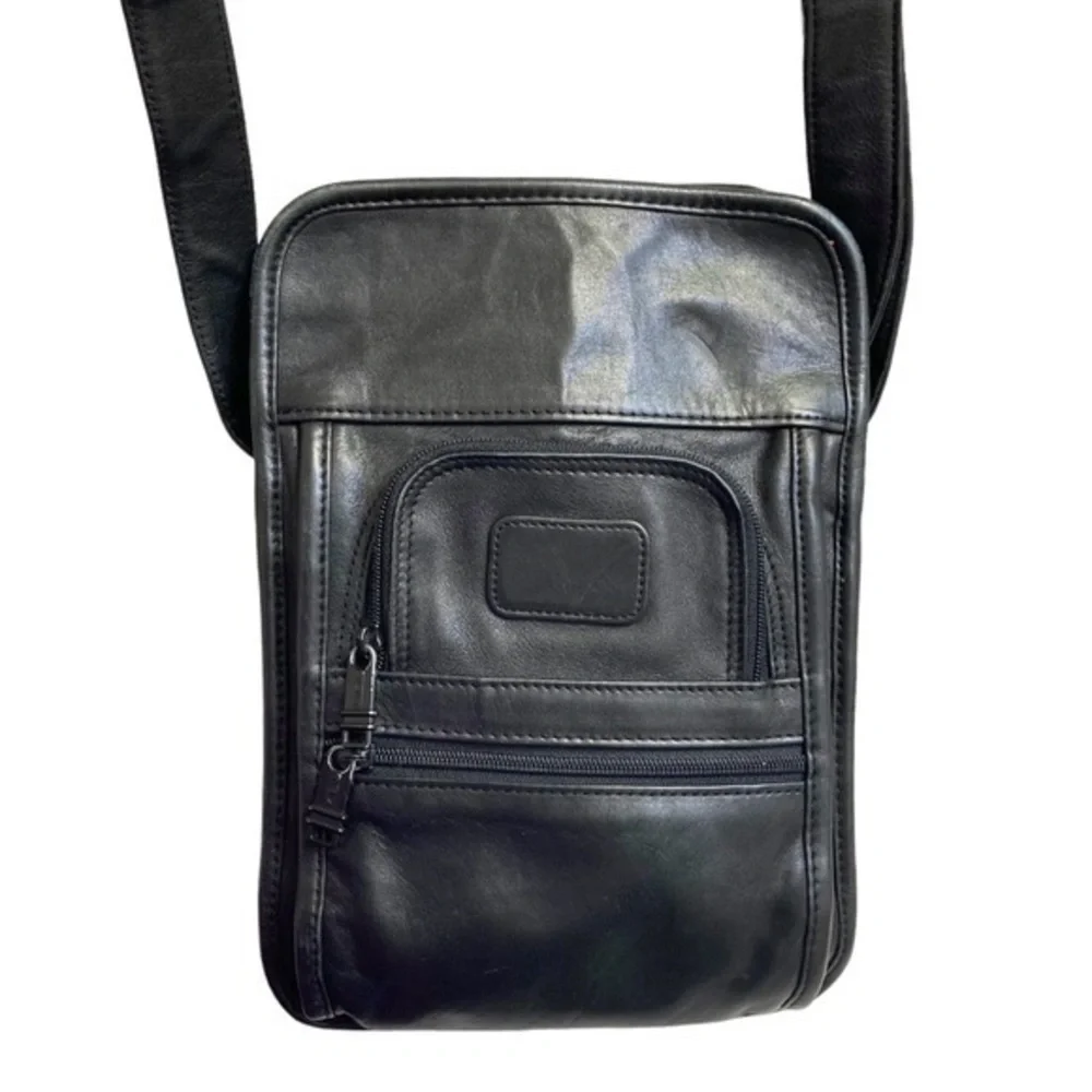 Tumi black leather vintage messenger bag